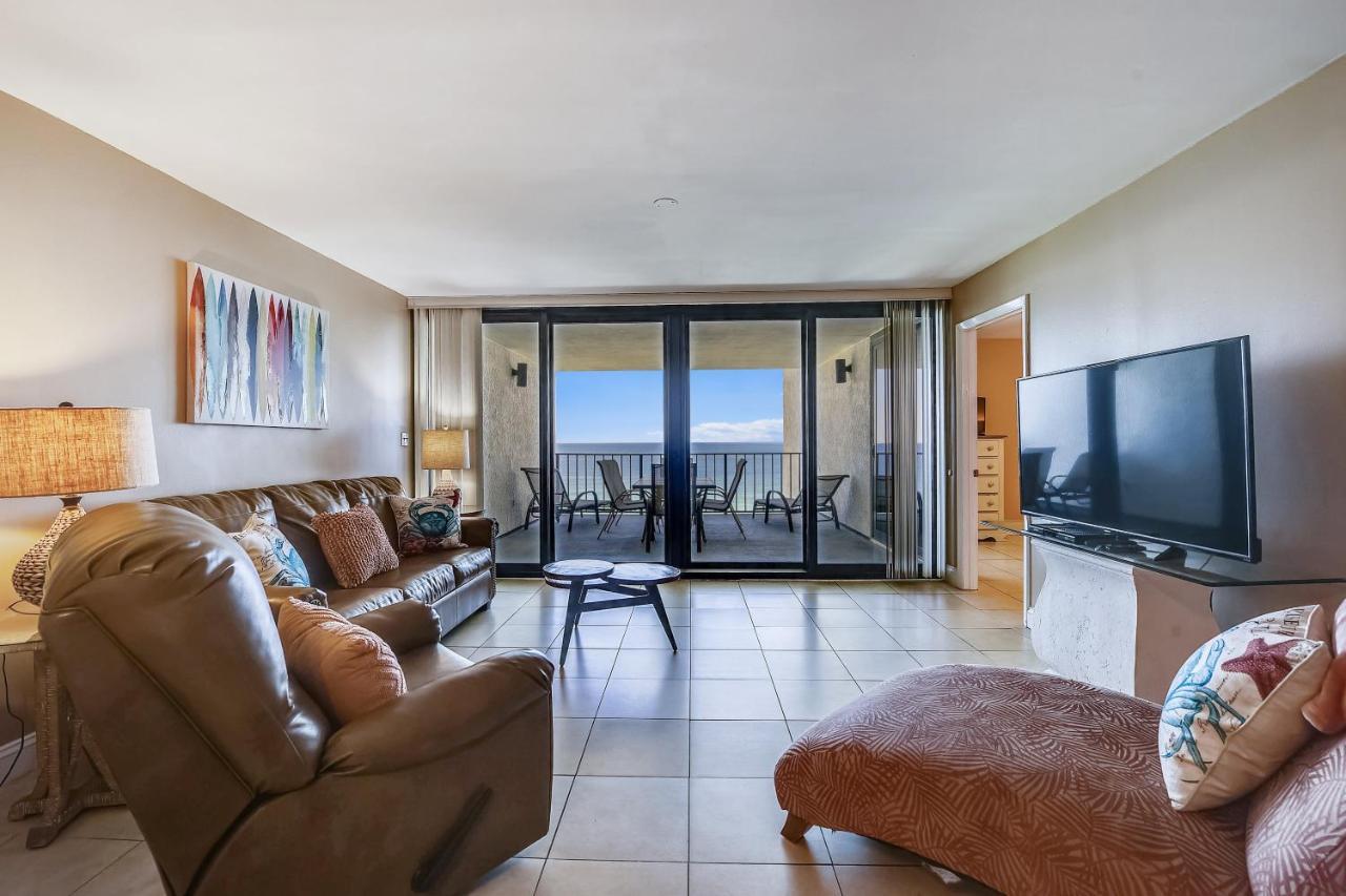 Two-Bedroom Apartment,1106153361:JPEG