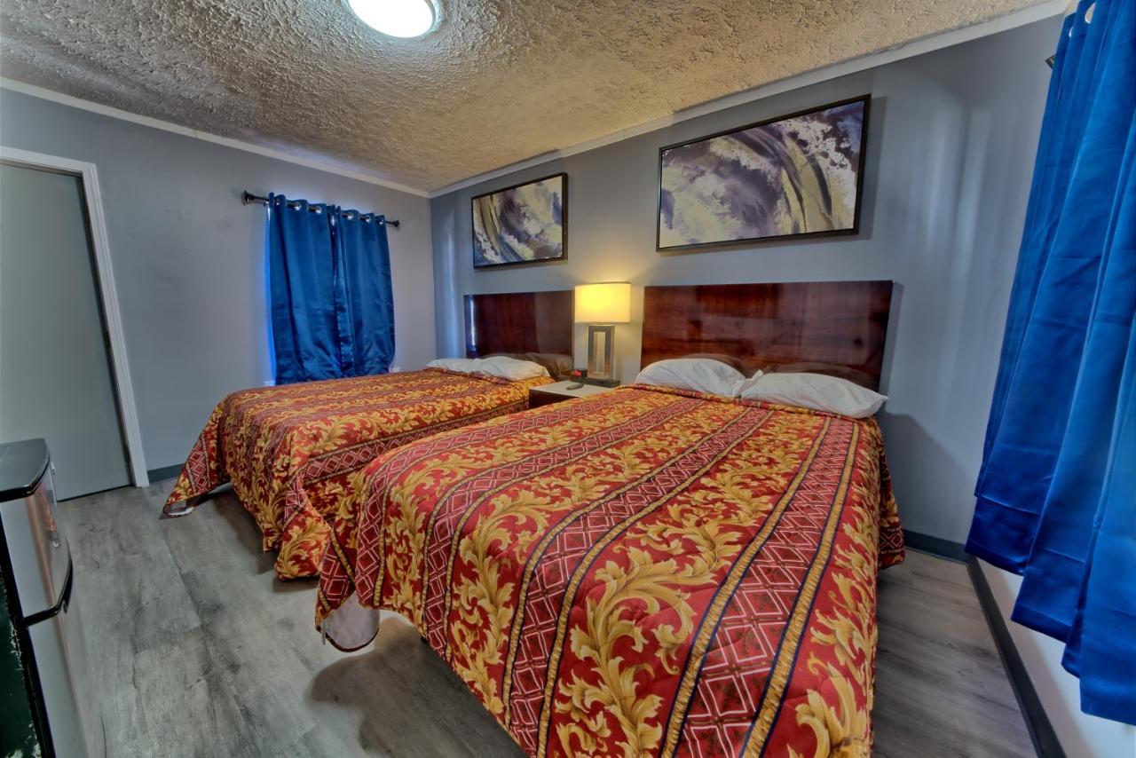 Standard Quadruple Room Two Double Beds Non-Smoking