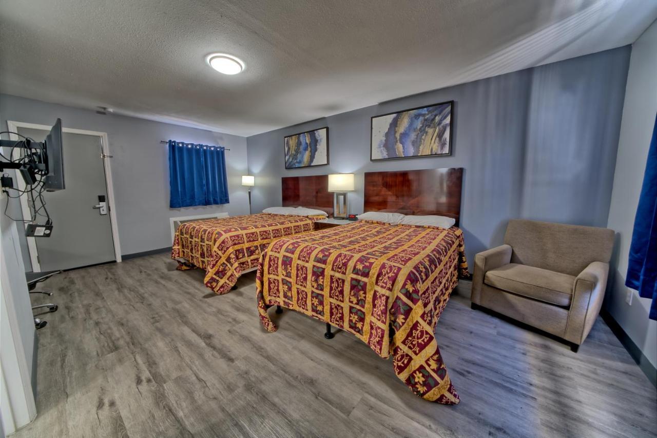 Standard Quadruple Room Two Double Beds Second Floor