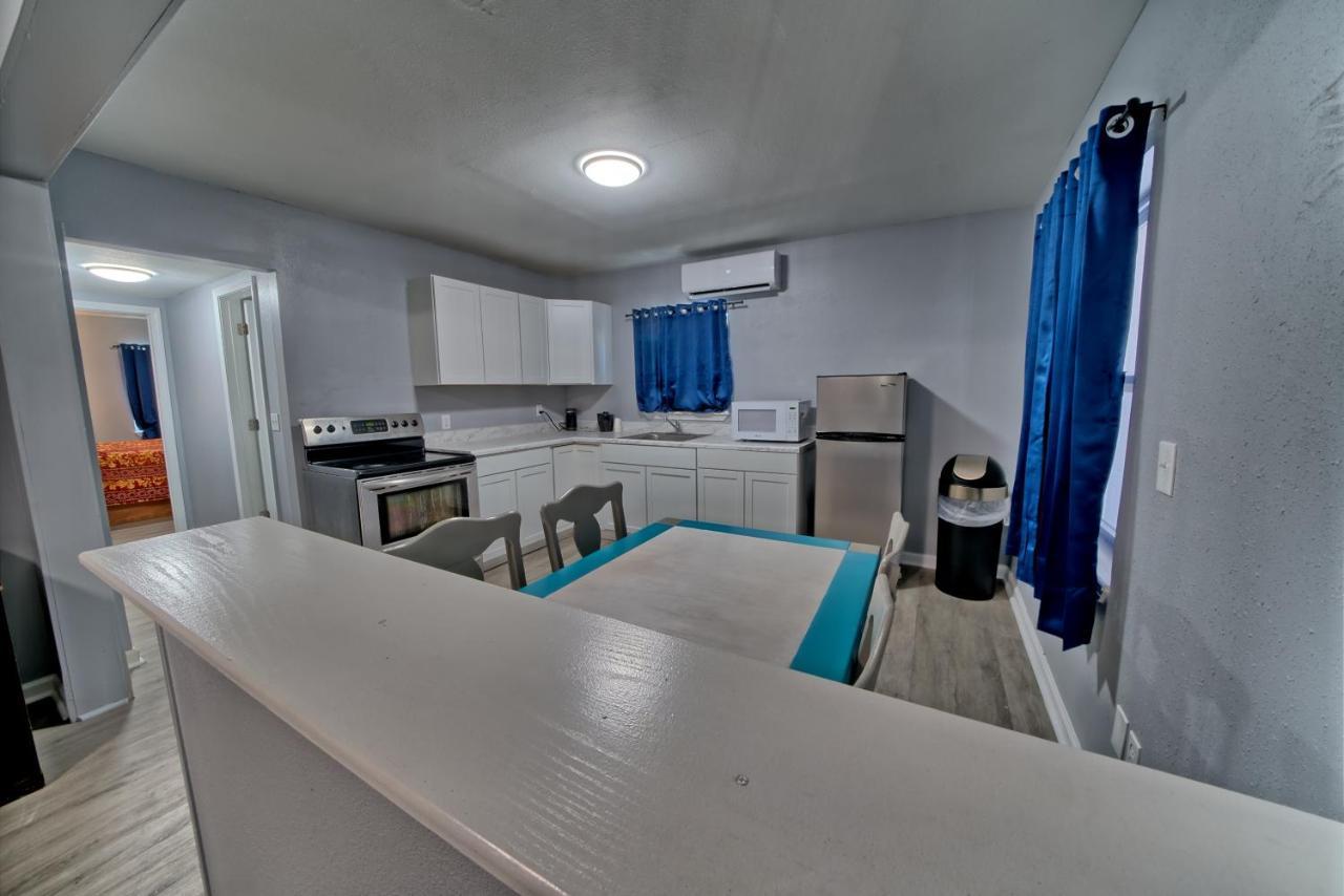 One-Bedroom Apartment Pool View
