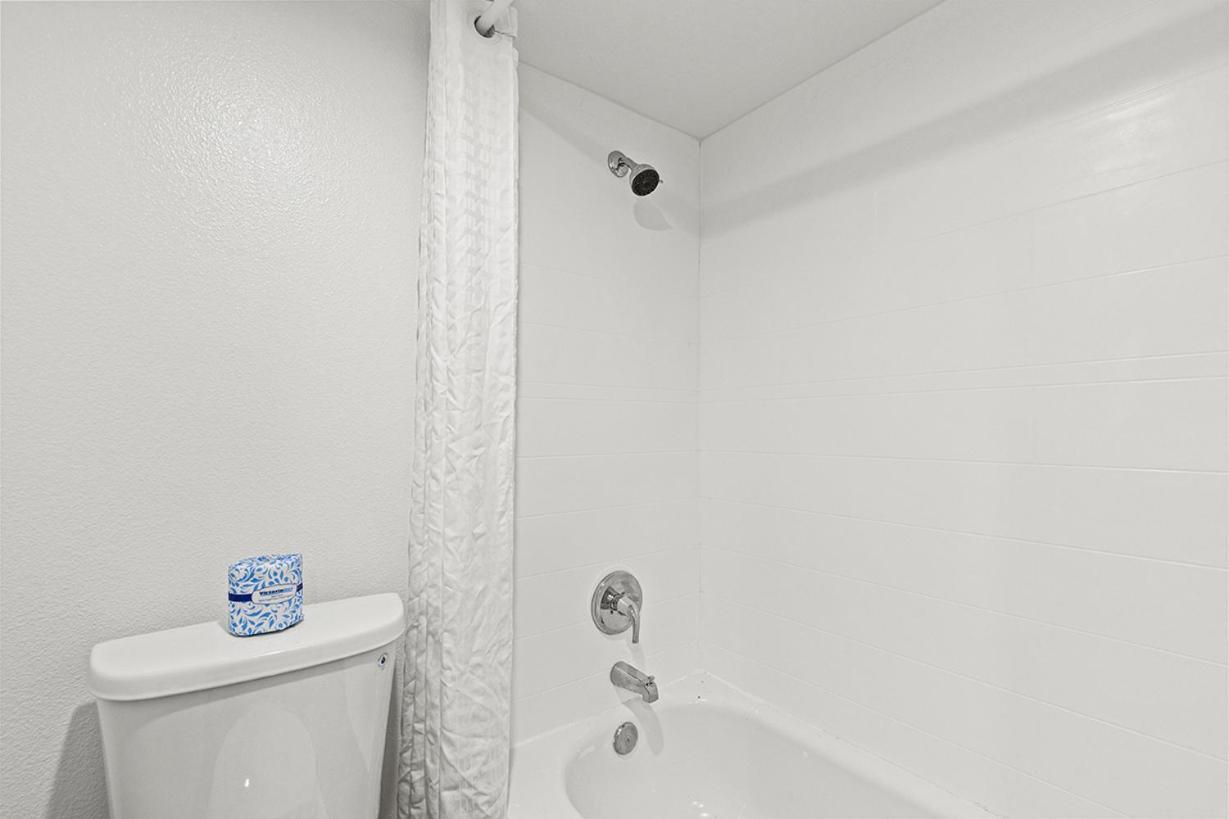 Standard Room Microwave or Fridge