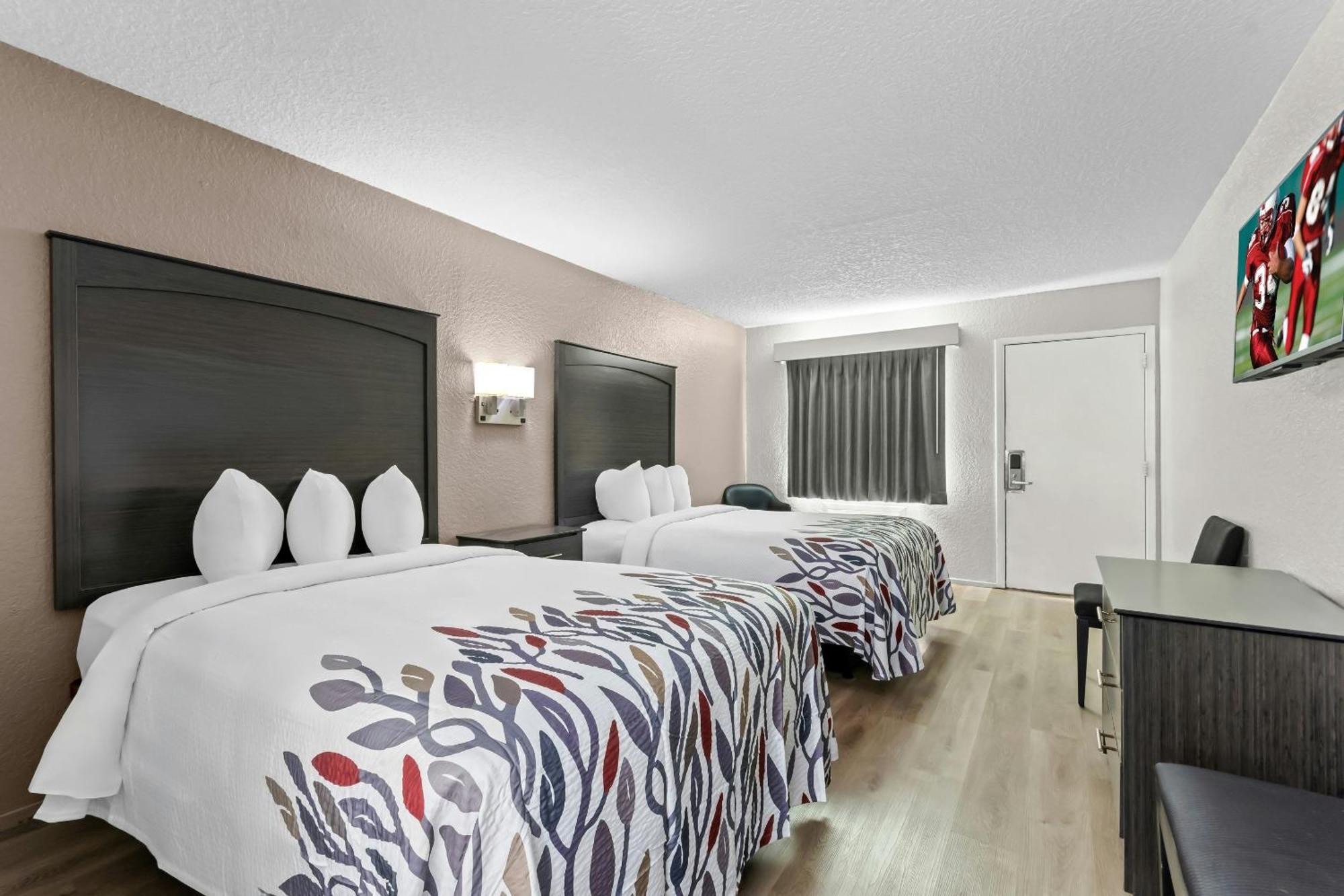 Deluxe Double Room Two Double Beds Non-Smoking