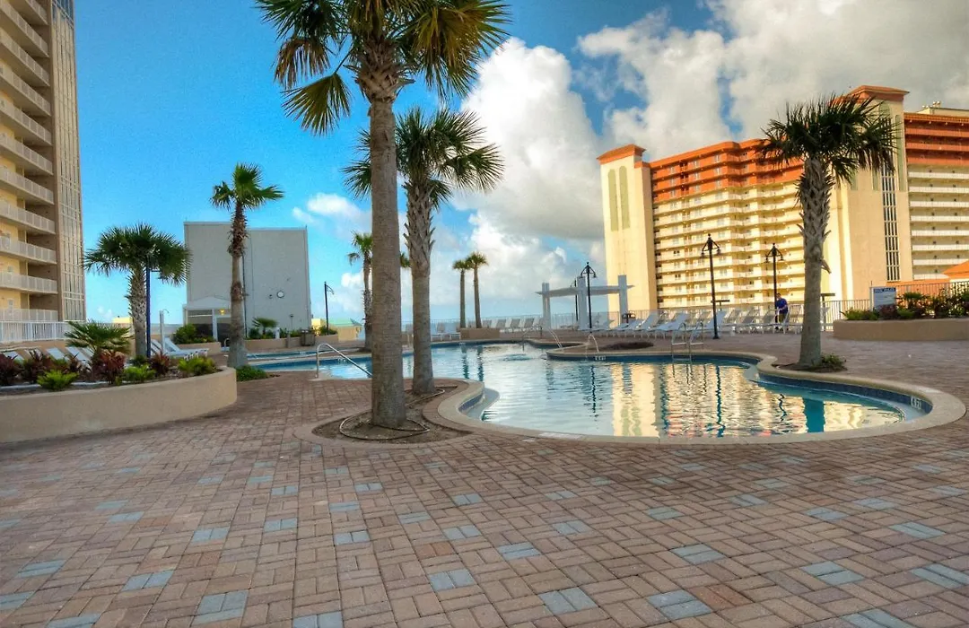 Next To The 10Th Floor Pool - Laketown Wharf 1032- 2 Bd Plus Bunks, 2Ba, And Amazing Amenities!-1