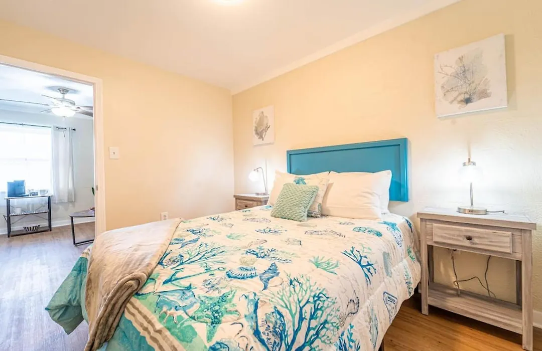 Bahama Breeze Suites-1