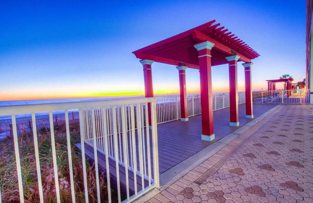 Majestic Beach Towers 2013-1