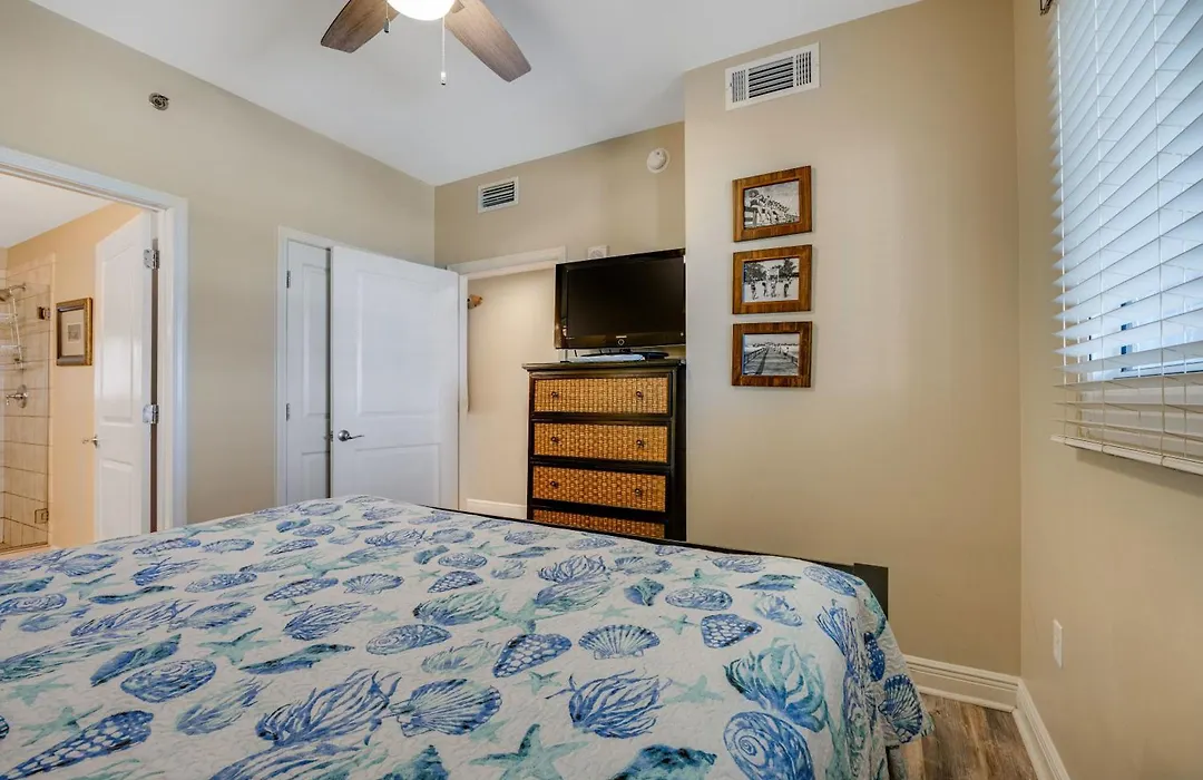 Sterling Breeze 503! Beautiful 1 Bd 2 Ba, Ocean Front , Walk To Pier Park-1
