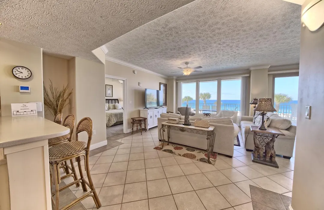 Beautiful Beachfront Condo With Pool View - Unit 0203-1