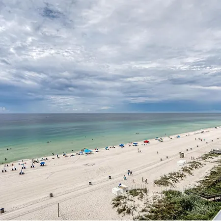 Majestic Beach Resort Tower 1-711-3