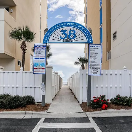 Majestic Beach Resort Tower 1-711-2