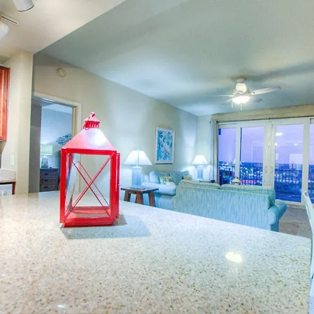 Next To The 10Th Floor Pool - Laketown Wharf 1032- 2 Bd Plus Bunks, 2Ba, And Amazing Amenities!-2