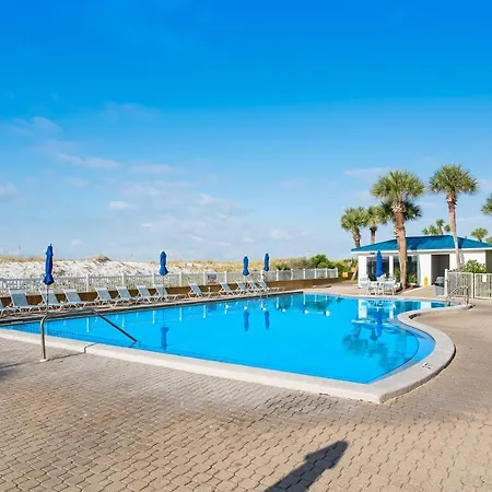 Emerald Beach, Unit 1536-3