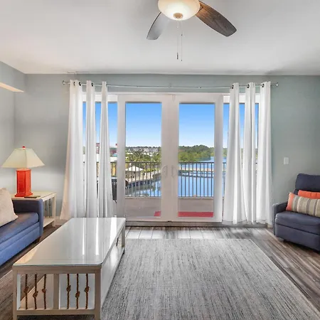 Laketown Wharf 335! 1 Bd, 2 Bathroom With Amazing Amenities-3