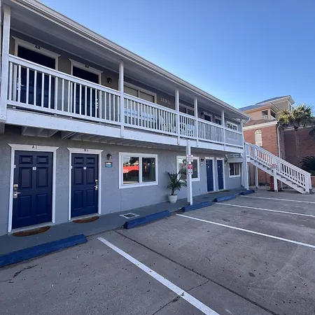 Front Beach Retreat B1-2