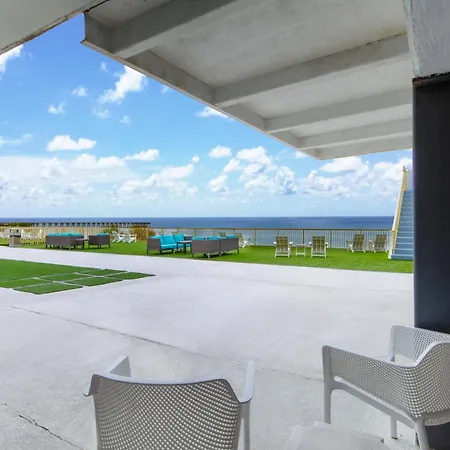 Chateau Beachfront Hotel, A By The Sea Resort-3