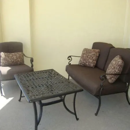 Ocean Reef 2 Bedroom/2 Bath!-2